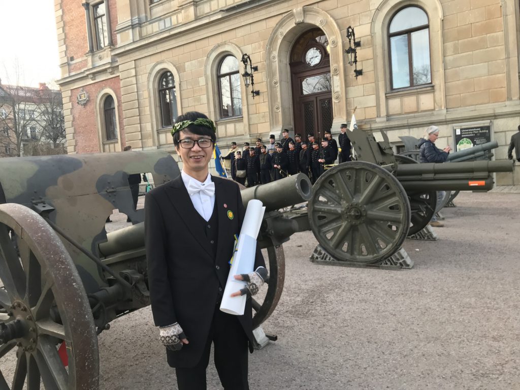 Giáo sư, Tiến sĩ Nguyễn Đức Hòa: “Khoa học với tôi tự nhiên như hơi thở”