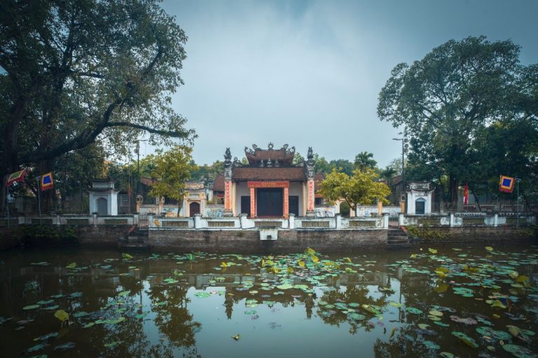 Sử làng sử nước